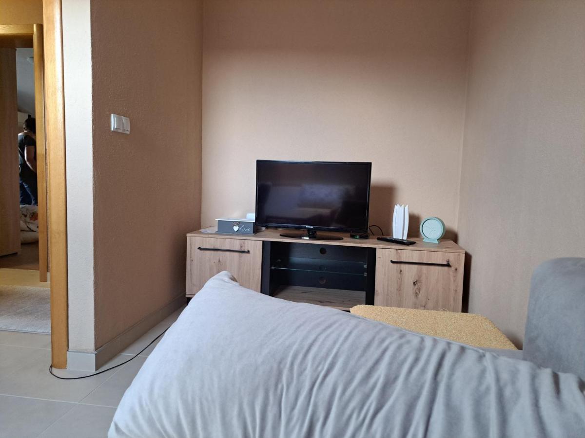 Apartman Avram Kotor Varos Kültér fotó