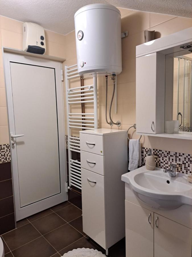 Apartman Avram Kotor Varos Kültér fotó